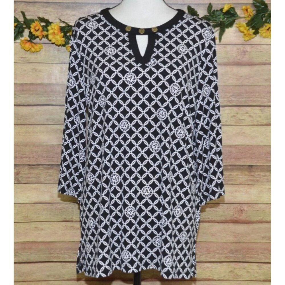 Anne Klein Ladies Black & White Blouse Tunic Top Size M Keyhole Logo Pattern